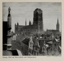 117 Danzig, Blick auf Marienkirche und Rathausturm